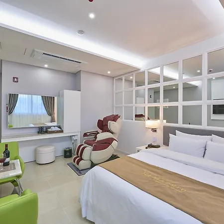 Gwangju Madrid Hotel Gwangju Metropolitan City Exterior photo