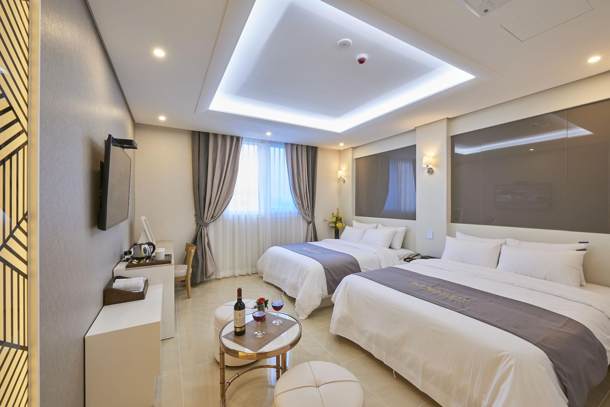 Hotel Gwangju Madrid 3*