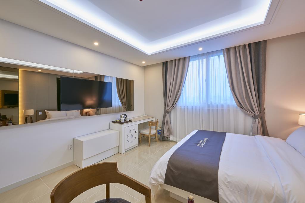 Hotel Gwangju Madrid